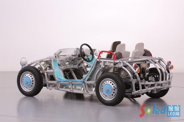 豐田展示概念玩具車 配備LED引擎蓋