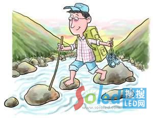 摸著石頭過(guò)河