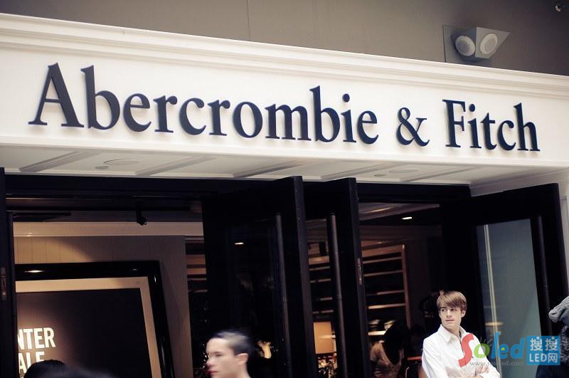 Abercrombie&Fitch——掀起全球時尚旋風(fēng)